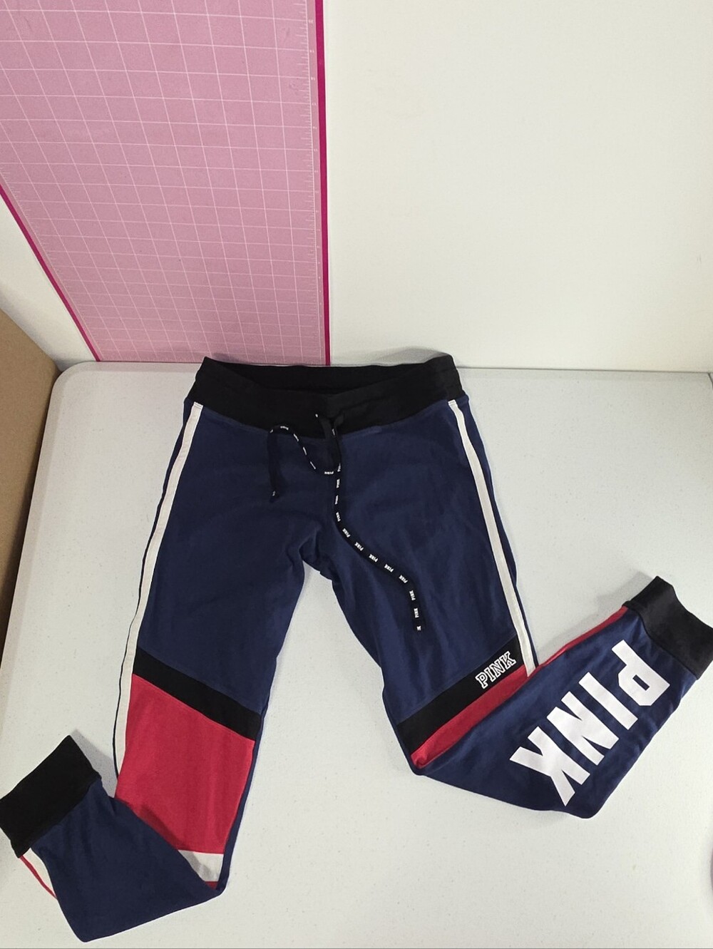 PINK Victoria's Secret Navy, Pink & Black Colorblock Jogger Leggings